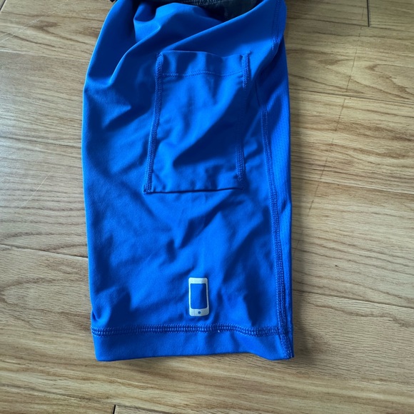 men’s adidas size medium shorts - Picture 4 of 4